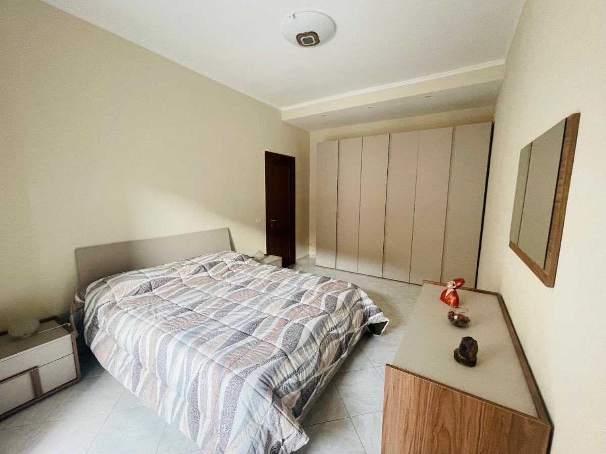 Le Limosine Villa Napels Buitenkant foto
